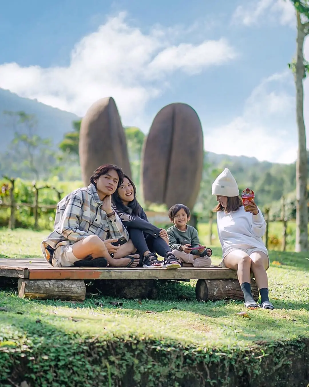 Liburan Bersama Keluarga di Pupuan – Menginap Nyaman di Kampung Kopi Camp